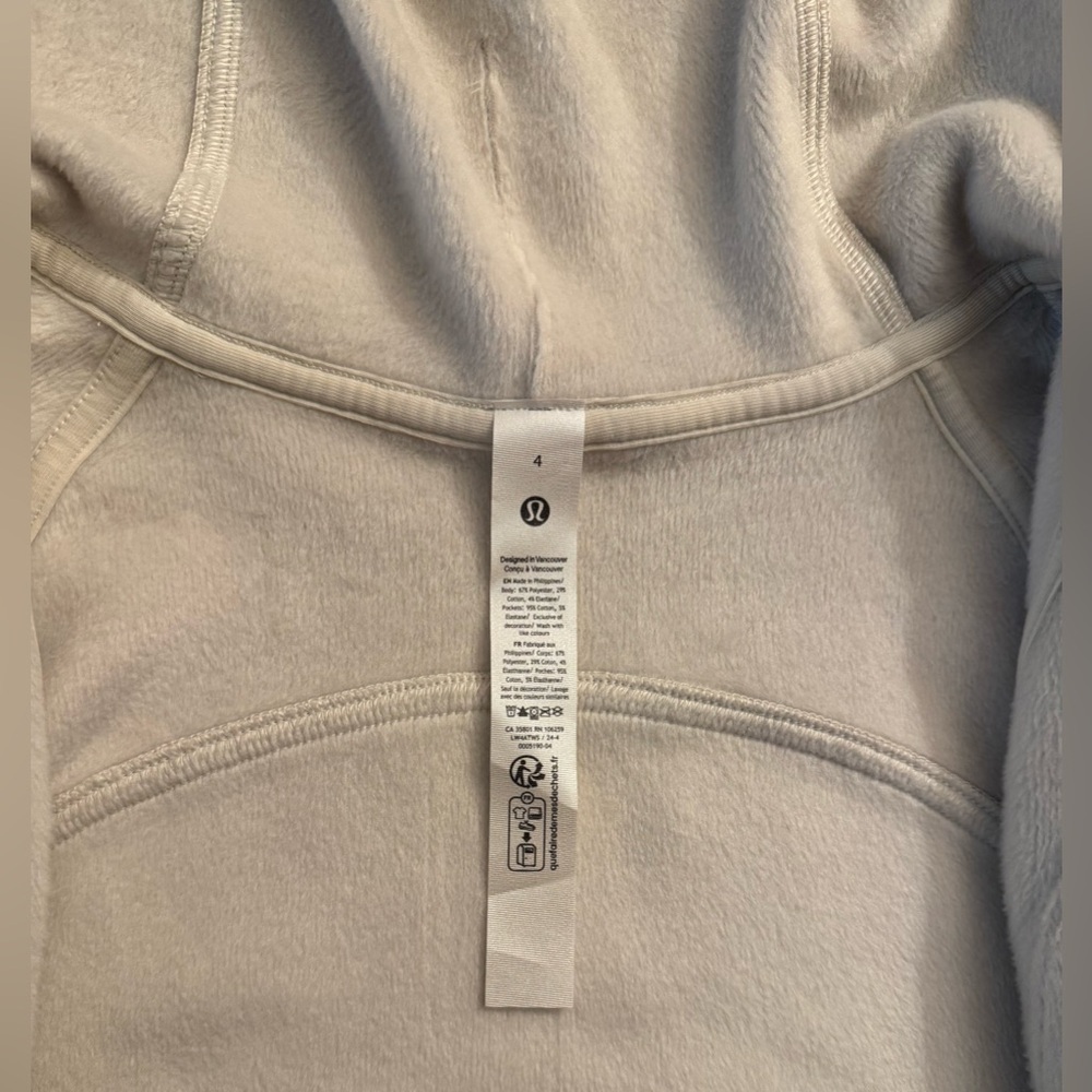 Lululemon Scuba full zip hoodie plush. Heathered Bone with gold zipper. Size 4. - Picture 12 of 16